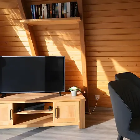 Haus Alma 度假居 *